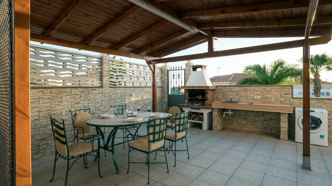 Villa Villa, Private Heated Pool And Jacuzzi . Maspalomas  Spanien