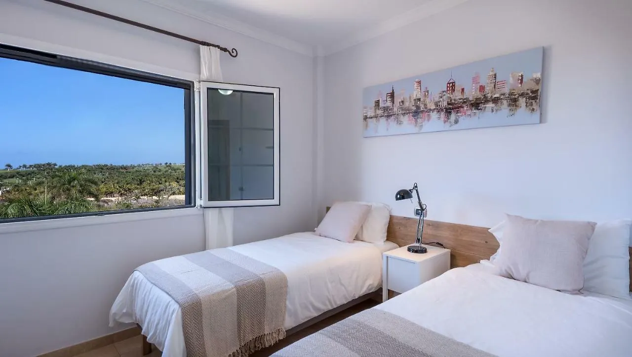Villa Villa, Private Heated Pool And Jacuzzi . Maspalomas